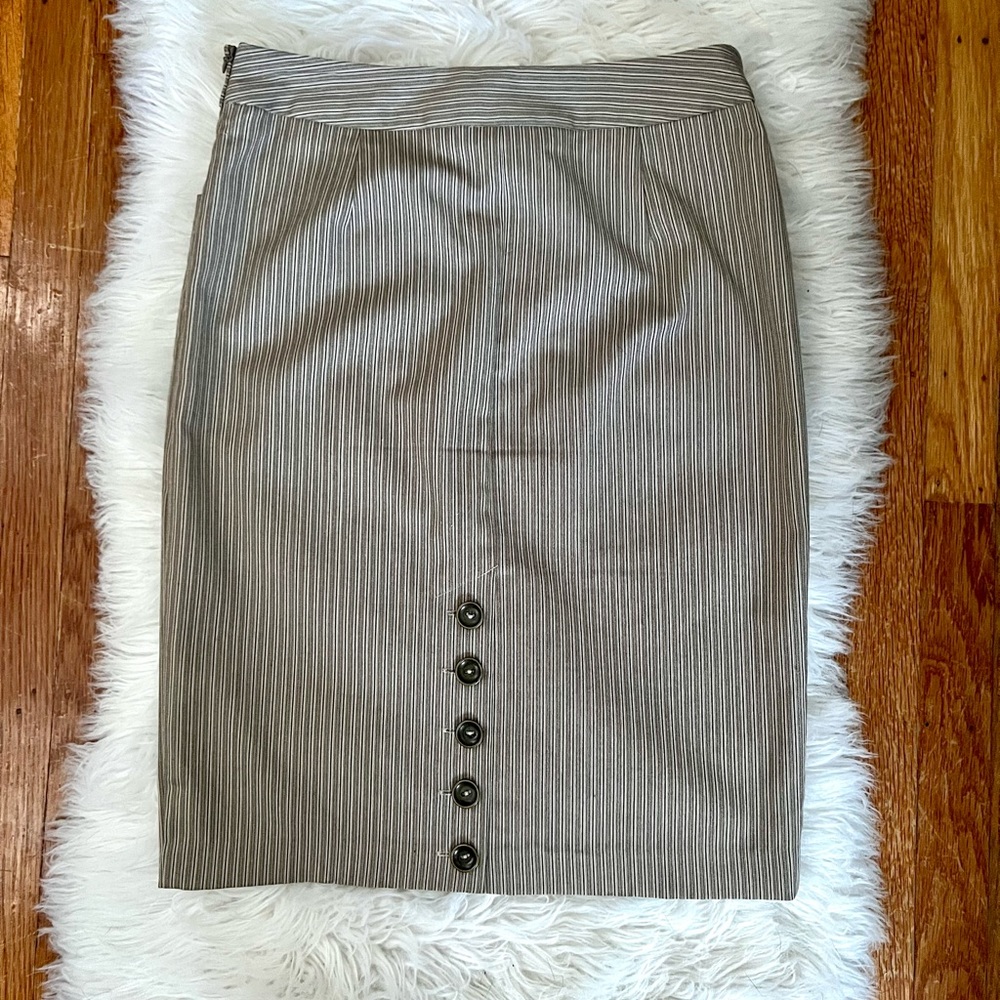 Pencil skirt